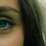 quel couleur de cheveux pour yeux verts — Quel couleur de cheveux pour yeux verts : comprendre et agir